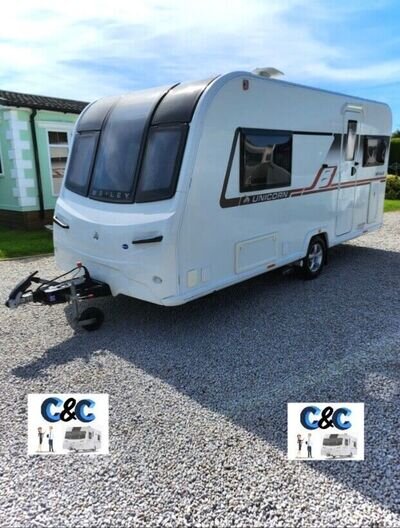 2018 BAILEY UNICORN SEVILLE LUXURIOUS 2 BERTH TOURING CARAVAN WITH MOTOR MOVER!