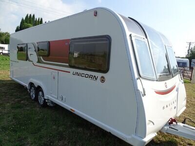 Bailey Unicorn Cartagena 2017 4 Berth Twin Axle Touring Caravan,Mover,Island Bed
