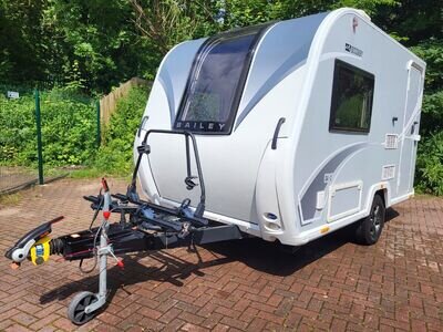 2020 Bailey Discovery D4-2 - Lightweight 2 Berth with Thule Double Bike Carrier!