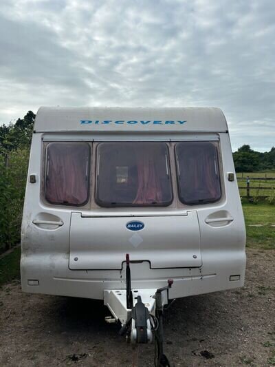 Bailey Discovery caravan 5 Berth