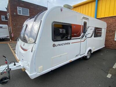 Caravan Sale 2015 Bailey Unicorn Madrid Side Dinette End Washroom - WAS £15995