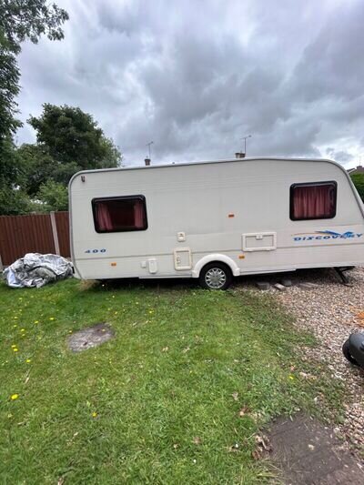 Bailey Discovery Caravan 2003 5 berth