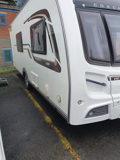 Coachman VIP 520/4