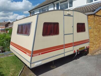 Rapido Exportmatic Folding Caravan 1984