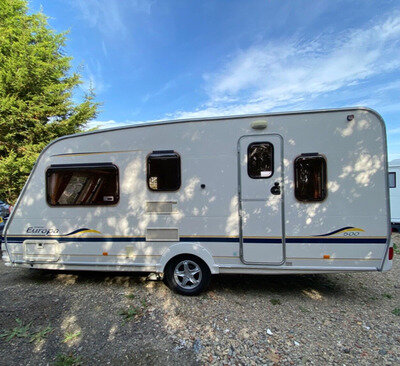 5 berth touring caravan 2002