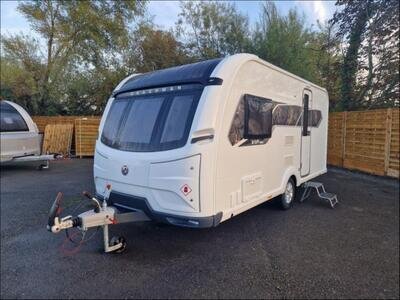 2024 Coachman VIP 460 New Caravan