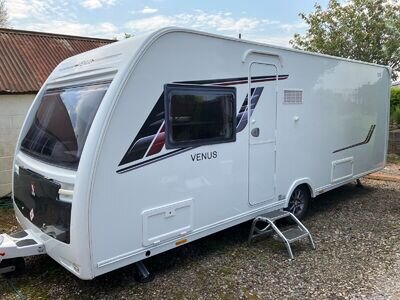 Lunar Venus 570/4 4 berth