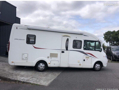 motorhome fixed double bed 4 Birth - left hand drive