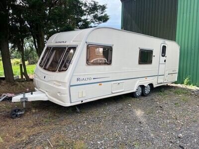 2002 Avendale Rialto 6 berth Caravan