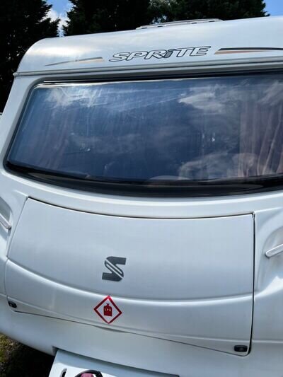 2010 Sprite Musketeer 5 berth Caravan EB -