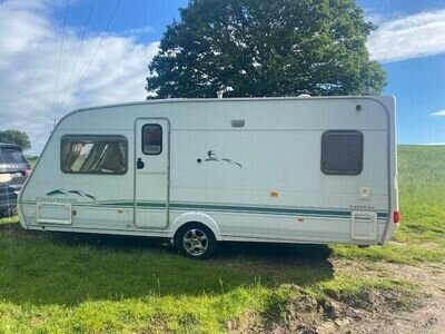 Swift Challenger 500 SE Caravan. Fixed bed and Motor Mover.