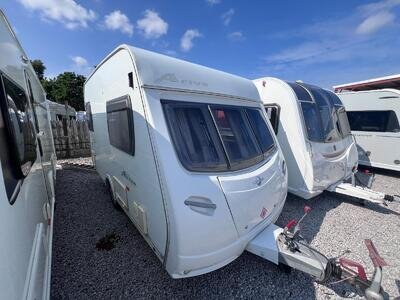 LUNAR ARRIVA 2007 MODEL 2 BERTH REAR KITCHEN TOURING CARAVAN