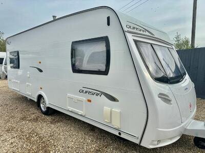 Lunar Quasar 556 / 6 berth touring caravan