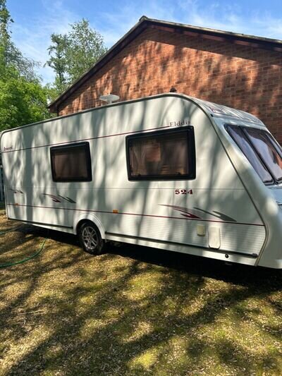 Elddis avante 524 caravan 4 berth