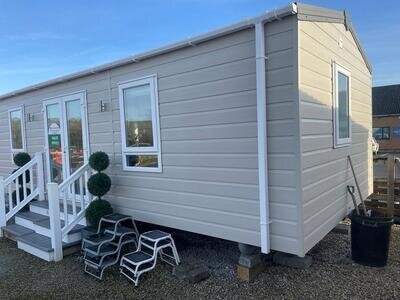 Static Holiday Caravan For Sale Off Site Day House / Home Office 30ftx12ft