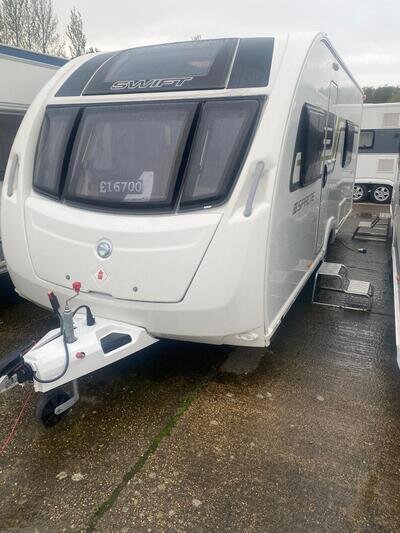 SWIFT SPRITE MAJOR 4 FB, 2016 MODEL, FIXED BED, 4 BERTH!!!