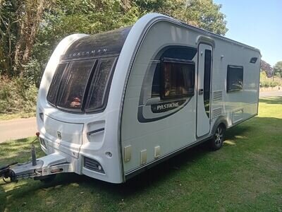 COACHMAN PASTICHE 560/4 4 berth LUXURY fixed bed caravan 2012 ( STUNNING ! )