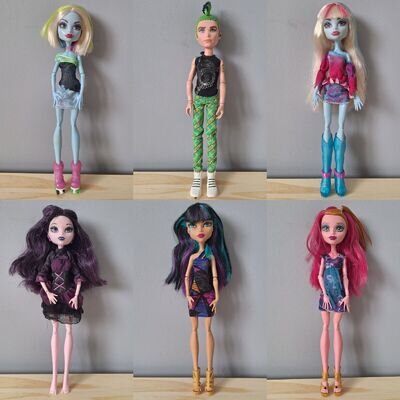 variety of Monster High dolls