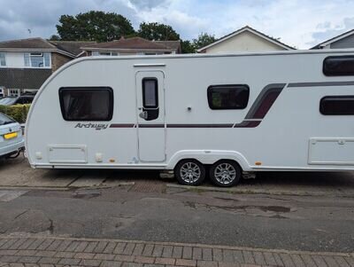 Swift Archway Ruby Sudborough 6 Berth Caravan