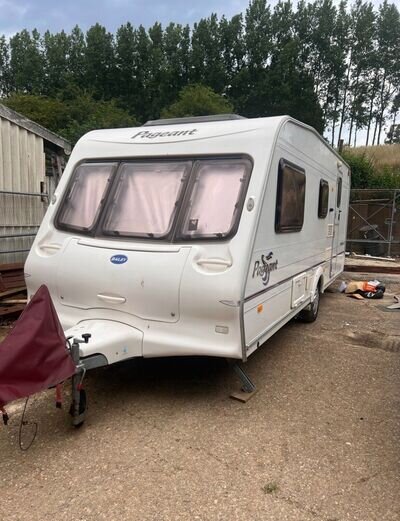 2004 BAILEY PAGEANT LOIRE 4 BERTH, END WASHROOM/BUNK BEDS CARAVAN FOR SALE