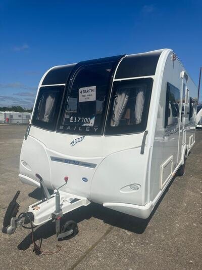 BAILEY PEGASUS RIMINI GT70, 2018 MODEL, 4 BERTH, FIXED SINGLE BEDS!!!