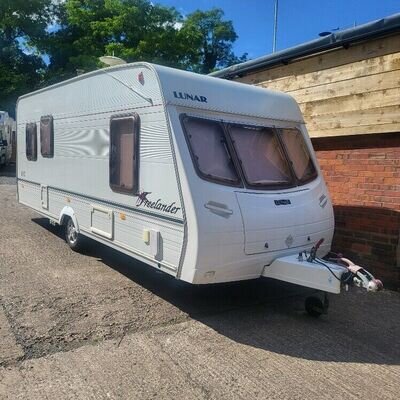 Lunar Freelander 525L 2003 5 Berth Lightweight Caravan, L shaped Front seating