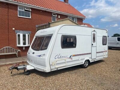 2005 LUNAR CLUBMAN 470 / 2 BERTH CENTRAL KITCHEN, END WASHROOM INC, MOTORMOVER