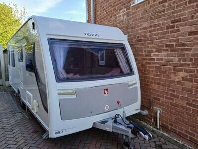 Lunar VENUS 570 4 berth tourer 2016