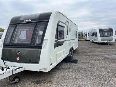 4 BERTH ELDDIS CRUSADER CYCLONE 2014 FIXED ISLAND BED TWIN AXLE WITH MOTOR MOVER