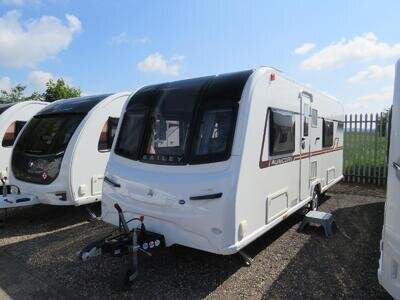 Bailey Unicorn Valencia Series 4 Fixed Bed 4 Berth