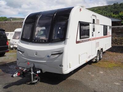 Bailey Unicorn Barcelona, 4 Berth, Fixed Bed, Solar, Motor Mover