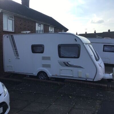 2009 SWIFT CHARISMA 230 Fitted with MotorMover LOVELY END BATHROOM