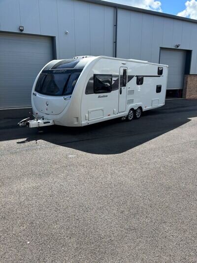 Swift Kudos 830DB Caravan