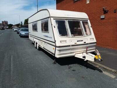 BAILEY SENATOR 4 berth 2 axle