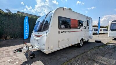 FANTASTIC BAILEY UNICORN SEVILLE - 2017 2 BERTH CARAVAN WITH MOTOR MOVER