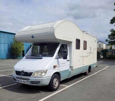 Mercedes Sprinter 316 Cdi 04 plate Motorhome MOT, sleeps 6. Heavy duty tow bar