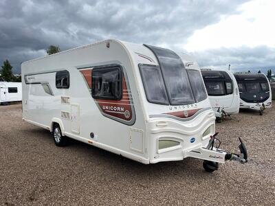 2013 BAILEY UNICORN VALENCIA - 4 BERTH FIXED BED TOURING CARAVAN