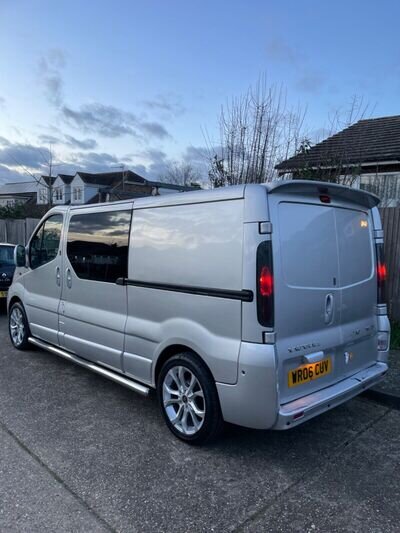 LWB Vauxhall Vivaro campervan motorhome off grid sleeper stealth camper