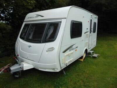 2010 LUNAR STELLA STUNNING TWO BERTH CARAVAN WITH MOTOR MOVER