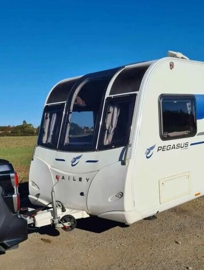 Bailey Pegasus Ancona 2016 Fixed Bunks Side Dinette Caravan