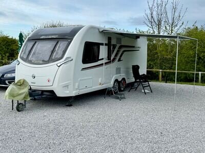 Swift Elegance 645 Twin Axle Caravan 2017 - Quad Motor Movers Pristine + Extras