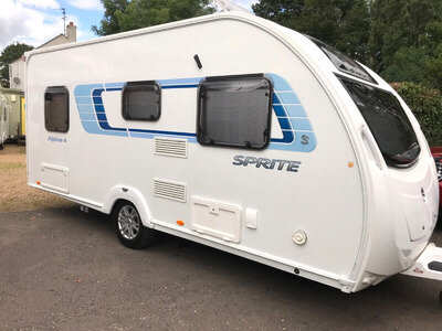 2013 SPRITE ALPINE 4 ~ 4 BERTH FIXED BED CARAVAN + AWNING !!!! LIGHTWEIGHT