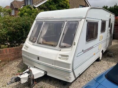 Abbey Expression 500 5-berth Caravan. 2 Owners. Excellent Condition. No Damp!