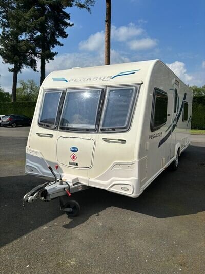 Bailey pegasus verona 2013 fixed bed