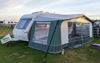 Abbey Cardinal Caravan 4 berth, fixed double bed, remote motor mover new tyres..