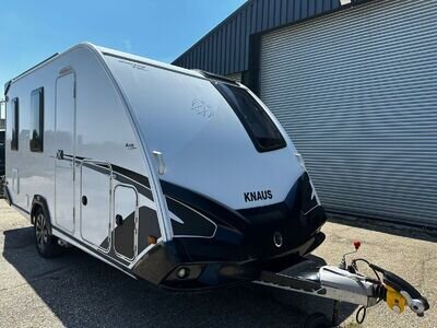 2022 Knaus Sport and fun Black Selection Touring caravan