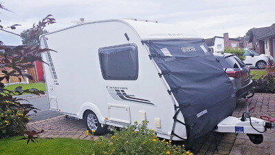 2 BERTH SWIFT CHARISMA 220 TOURING CARAVAN WITH MOVER & PORCH AWNING .