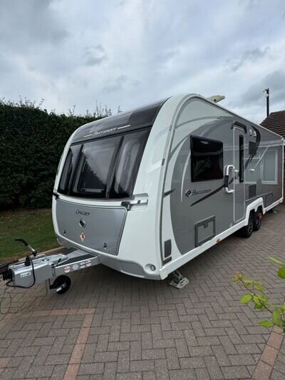 Buccaneer Cruiser Caravan, twin axle island bed 2018 immaculate condition!!!