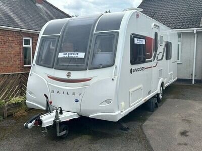 Bailey Unicorn Cadiz 2017 4 Berth with twin fixed beds