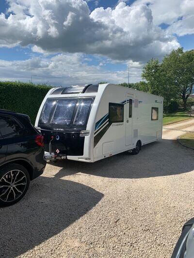 Lunar Clubman SR Caravan 2018 - 4 Berth - Motor Mover - Solar - Top spec